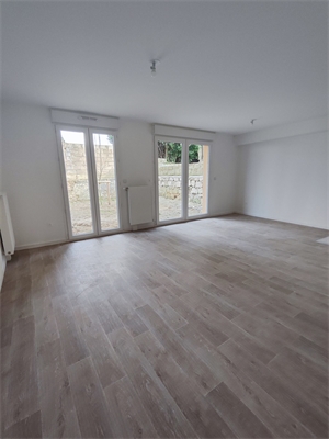 appartement à la vente -   02200  VILLENEUVE-SAINT-GERMAIN, surface 88,8 m2 vente appartement - APR747793
